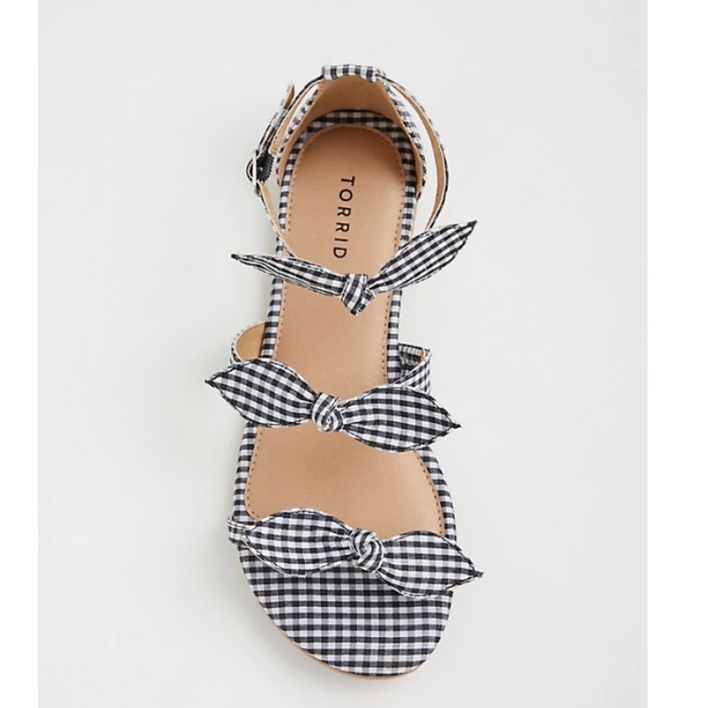 NWT Torrid sandals